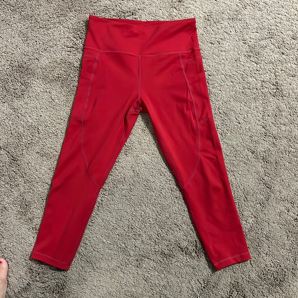 Red Zyia LNT Crops